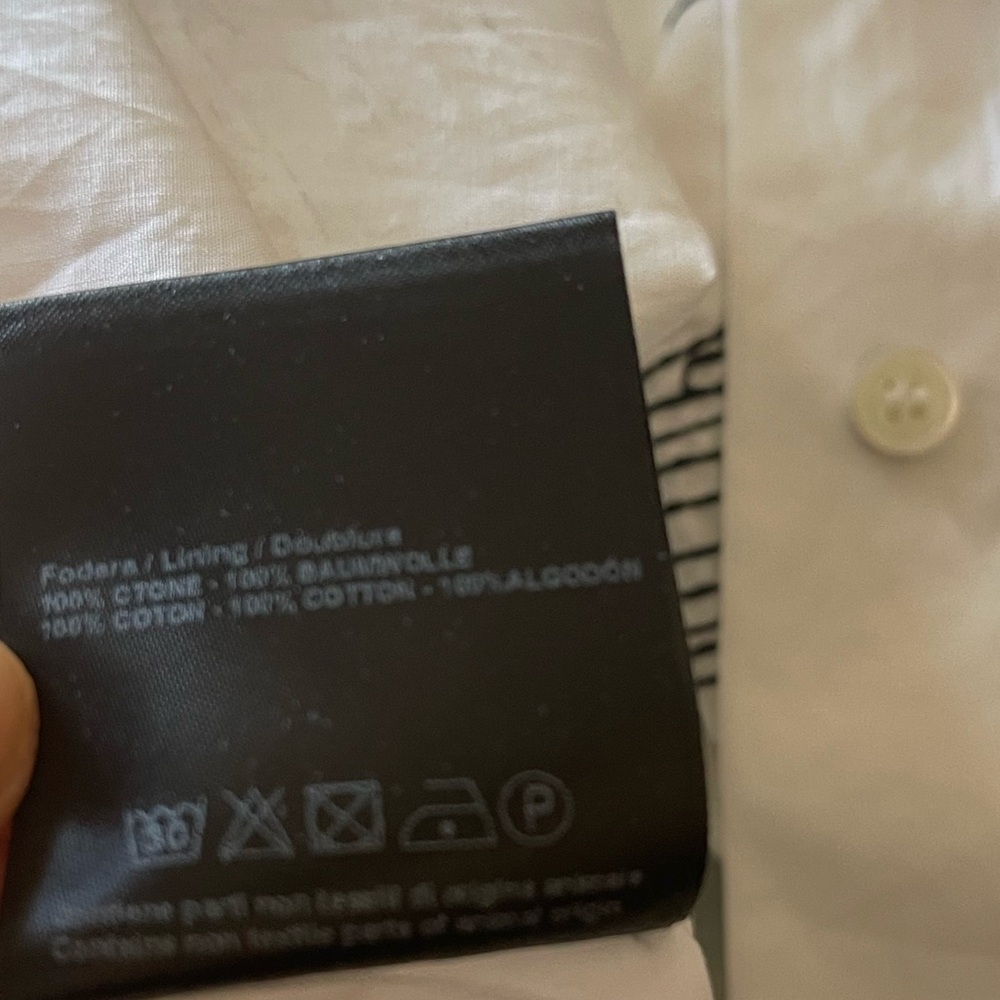 Embroidered Portrait Button Down White Collar Siz… - image 6